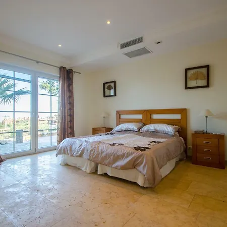 In La Mairena Holiday home Ojen